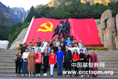 西柏坡爱国_副本.jpg