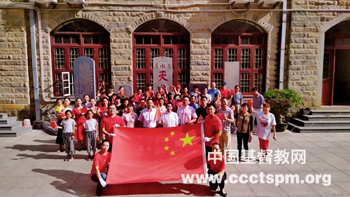 fc69625d690e4132f442c61e6935319_副本.jpg