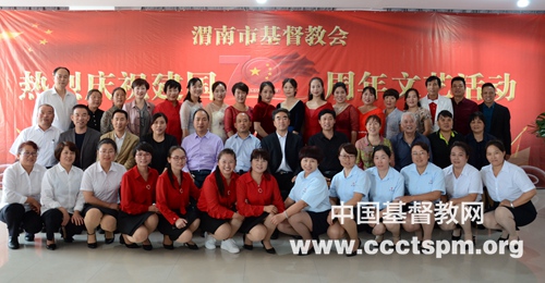 演出人员合影_副本.jpg