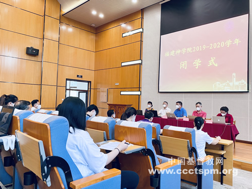 8205acc3532f40.jpg