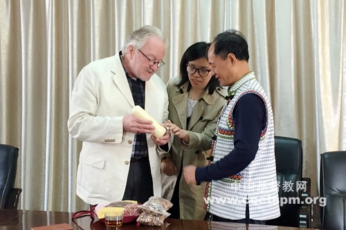 云南省基督教两会接待荷兰“教会在行动”访问团