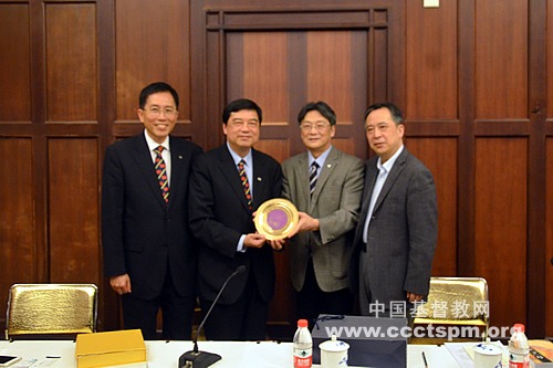 中华基督教会香港区会一行来访基督教全国两会