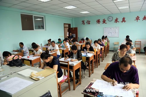 青春扬帆起航　使命勇于担当