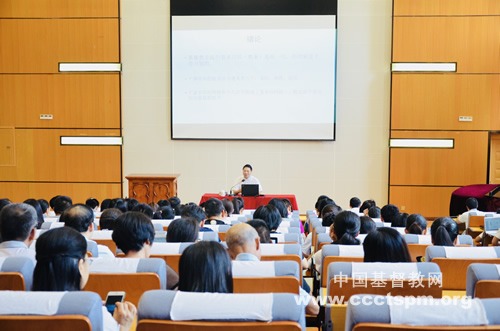 金陵协和神学院林培泉牧师走进福湾讲坛