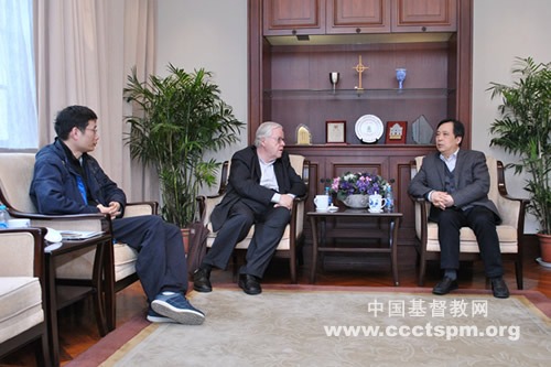 中国基督教三自爱国运动委员会主席徐晓鸿牧师会见魏克利牧师