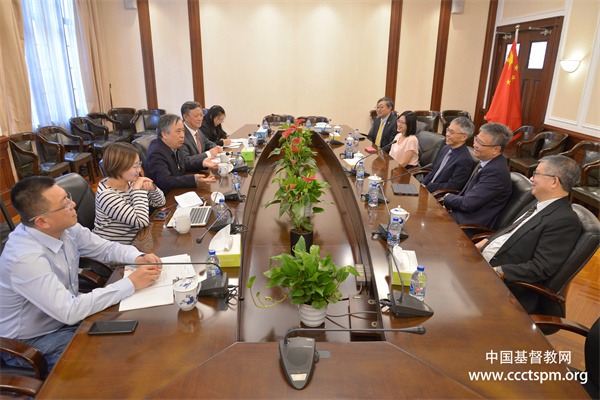 香港中国神学研究院一行到访基督教全国两会