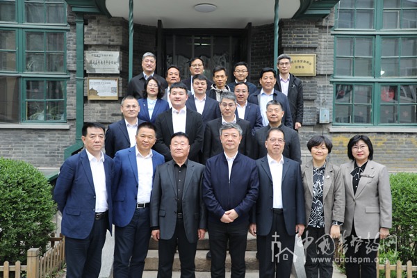 基督教全国两会本届社会服务事工委员会第一次全体会议在沈阳召开