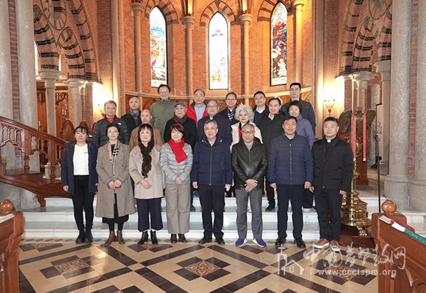 市政协民族和宗教委员会暨宗教界别委员工作室新春送福联谊活动在基督教全国两会举行