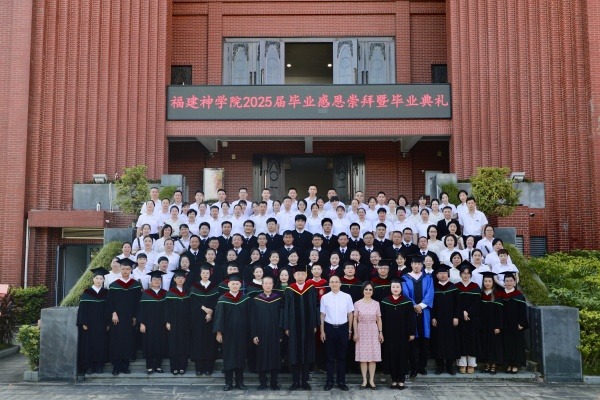 步履不停，追光而行