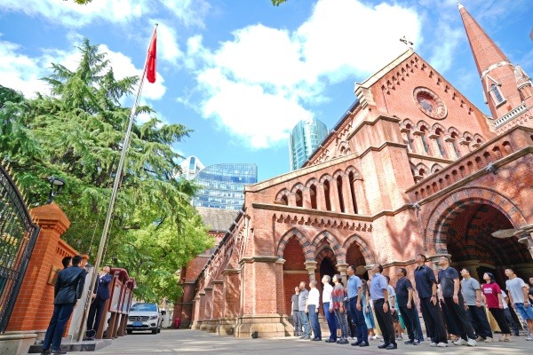 基督教全国两会举行国庆升国旗仪式
