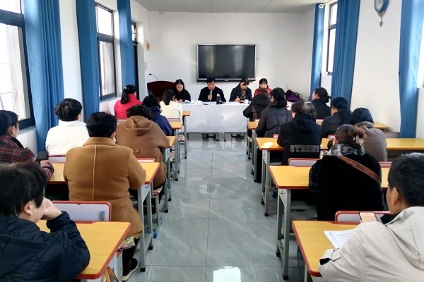 铜川市基督教三自爱国运动委员会举办全会精神学习会暨“学法规、守戒律、重修为、树形象”主题教育活动