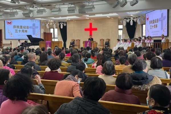 将圣经“影”出来，在传承中前行