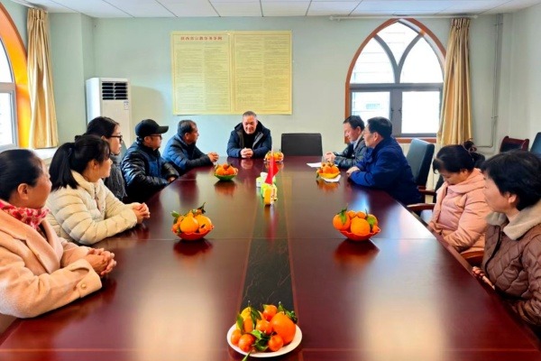 宝鸡市基督教两会开展年终看望慰问活动
