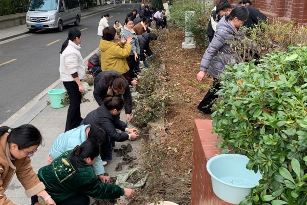 做绿色圣苑的忠心管家
