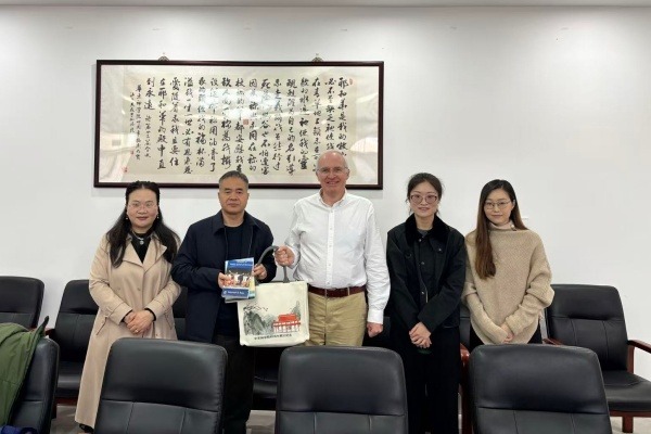 华东神学院接待肯尼斯·罗斯教授来访
