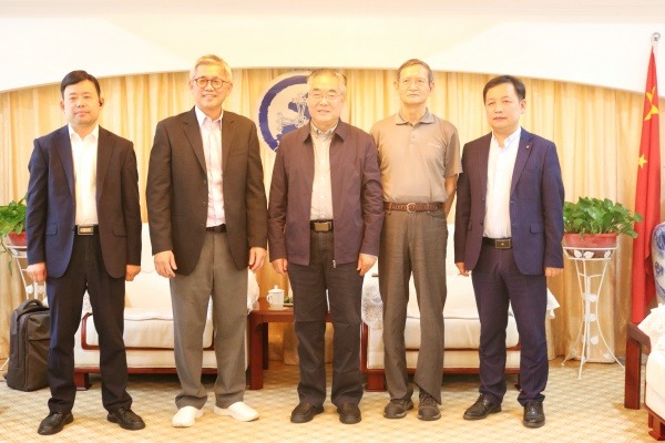 陕西省基督教两会接待国际路德会平信徒联盟一行