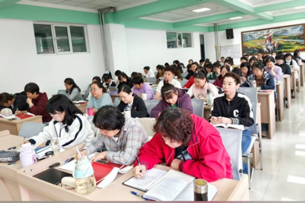 内蒙古圣经学校组织学习《宗教活动场所管理办法》