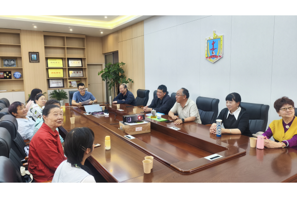 曲靖市基督教协会开展“学法规、守戒律、重修为、树形象”教育活动集中学习暨制度建设专题会