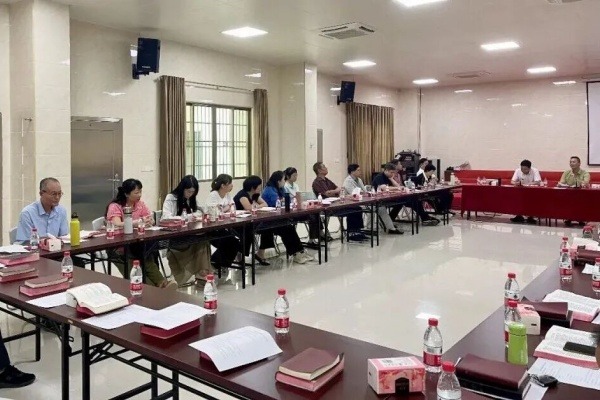 汕尾市基督教两会举办“学法规、守戒律、重修为、树形象”教育活动第三次集体学习会