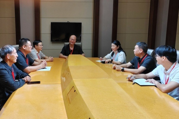 山西省基督教两会本届农村教会与妇女、青年事工委员会召开第一次会议