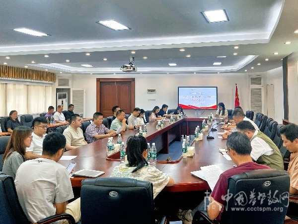 广东协和神学院召开全体教职同工会议