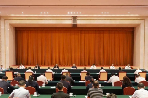 《中华民族交往交流交融史》出版座谈会在京召开
