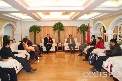 陕西教会接待美国基督会代表团一行
