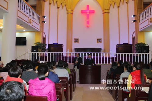 河南教会接待联合圣经公会代表团