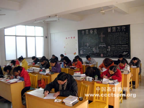 江西圣经学校举行《十二先知书》经文竞赛