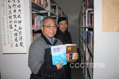 河南省基督教两会接待福音证主协会总干事邓兆柏先生