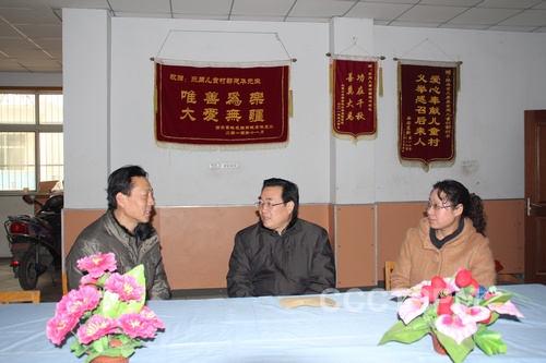 陕西省基督教两会探望东周儿童村