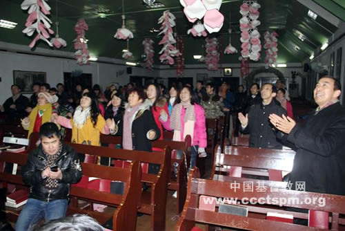 中南神学院辞旧迎新祷告会