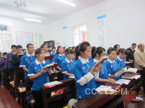 江西圣经学校毕业生参访教会