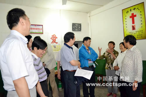湖北省民宗委主任柳望春考察宜都市基督教家庭聚会点