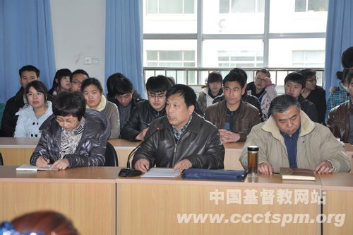 为梦想插上翅膀