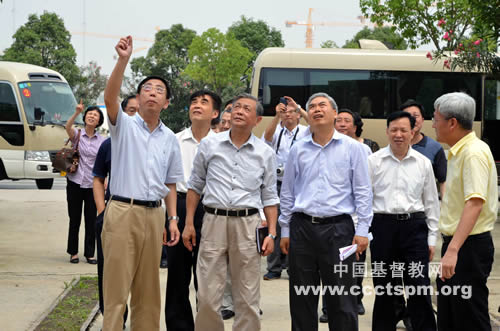 全国政协民宗委调研组视察福建神学院新校区