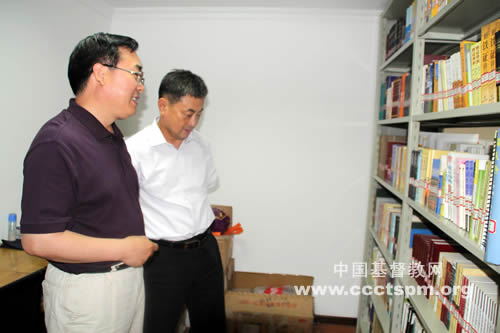 陕西省基督教两会接待省政协民族宗教委员会主任调研