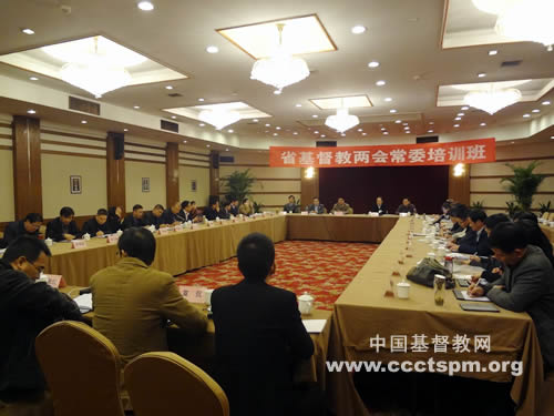 济济一堂述主恩 同心合意跑天路