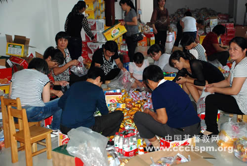 单渭祥副会长赴余姚台风水灾灾区