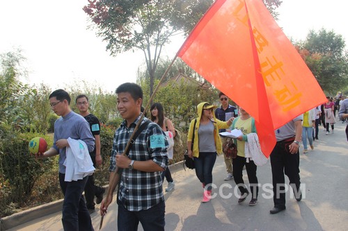 郑州市基督教两会举行“让爱走动”单身青年联谊活动