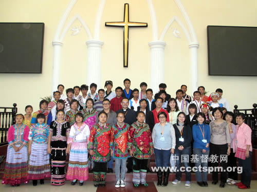 联合圣经公会、新加坡圣经公会一行访问云南基督教神学院