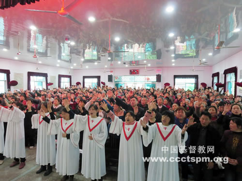 岳阳华容城西教会为湖南圣经学校新校建设献上“两个小钱”