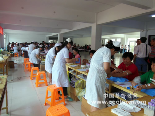 洛阳市基督教会无偿献血启动仪式在新安县教堂成功举行