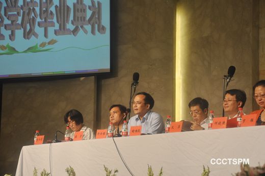 我在这里，请差遣我！——重庆圣经学校毕业典礼