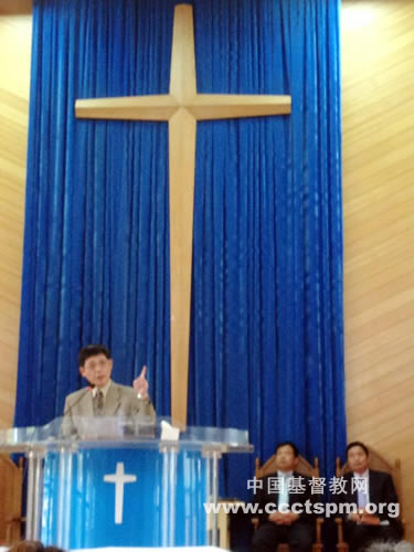 香港信义宗神学院周兆真院长、邓瑞东馆长访问山东神学院