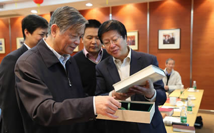傅先伟长老参访“爱德”
