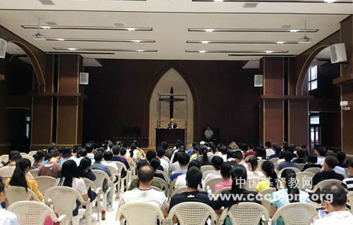 福建神学院接待天道学院院长区应毓博士