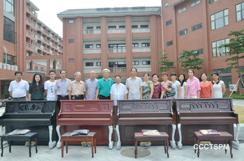 美丽福湾，琴声不断——各地教会及弟兄姐妹继续向“福神”奉献钢琴