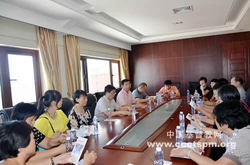 福建神学院接待施比受牧师一行