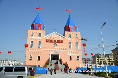 内蒙古自治区乌海市乌达区基督教会举行新堂落成庆典
